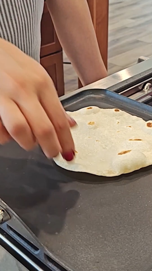 Homemade Flour Tortillas Recipe