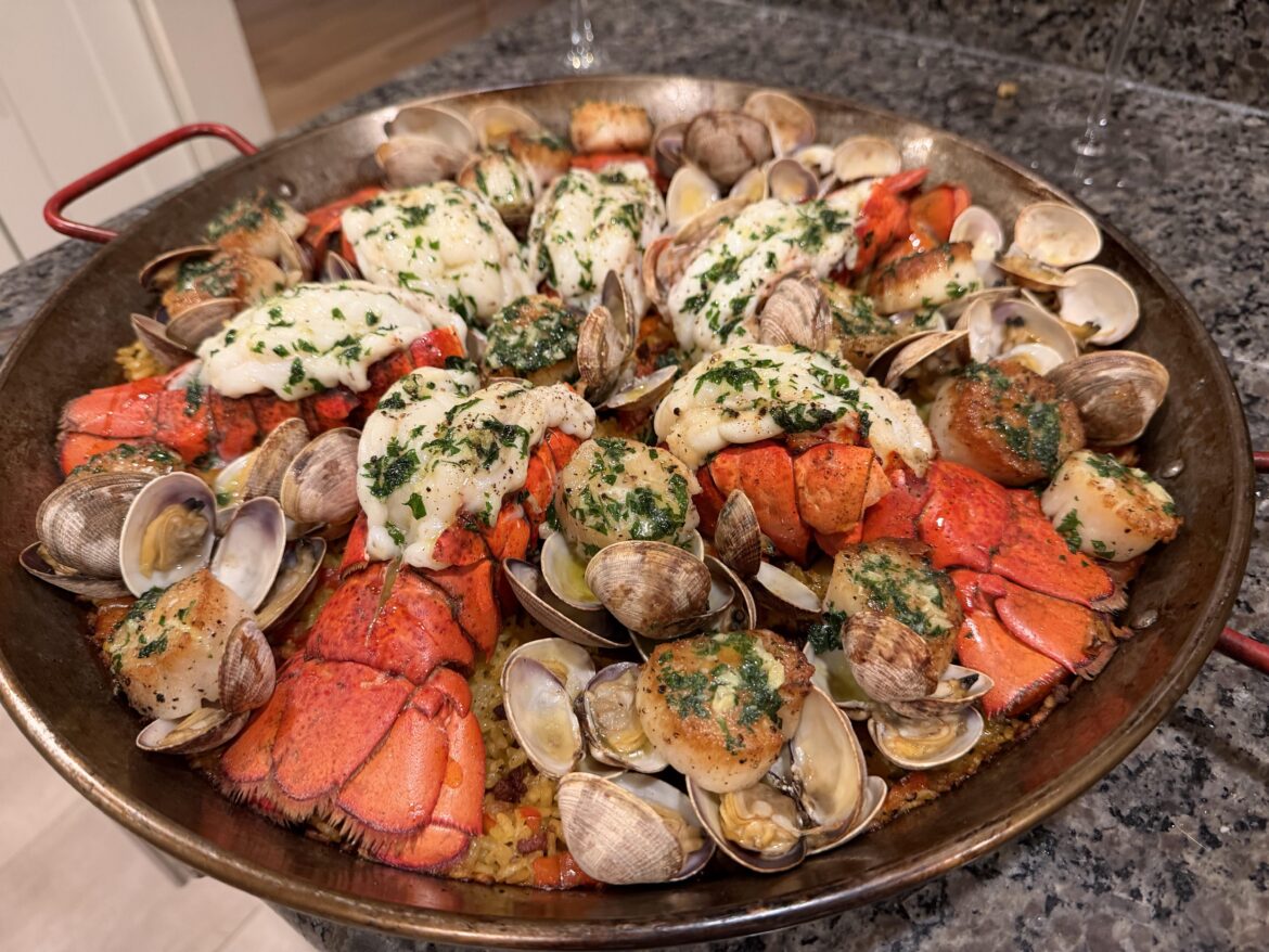 [Homemade] Christmas Eve paella