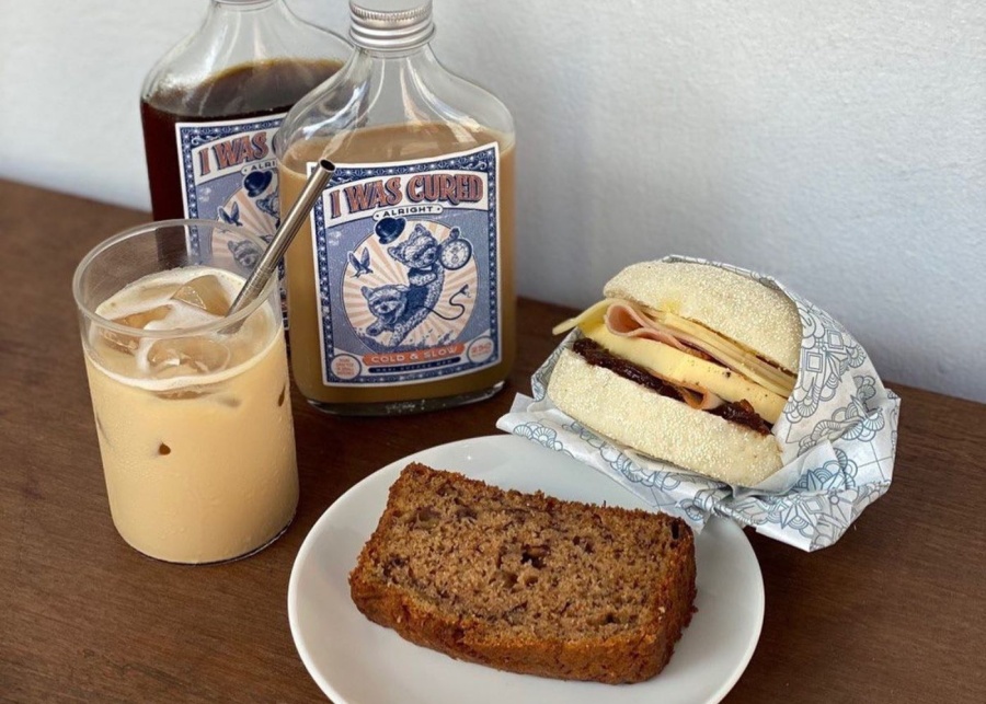 best-breakfast-places-singapore-maxi-coffee-bar-banana-bread-sandwich-cold-brew