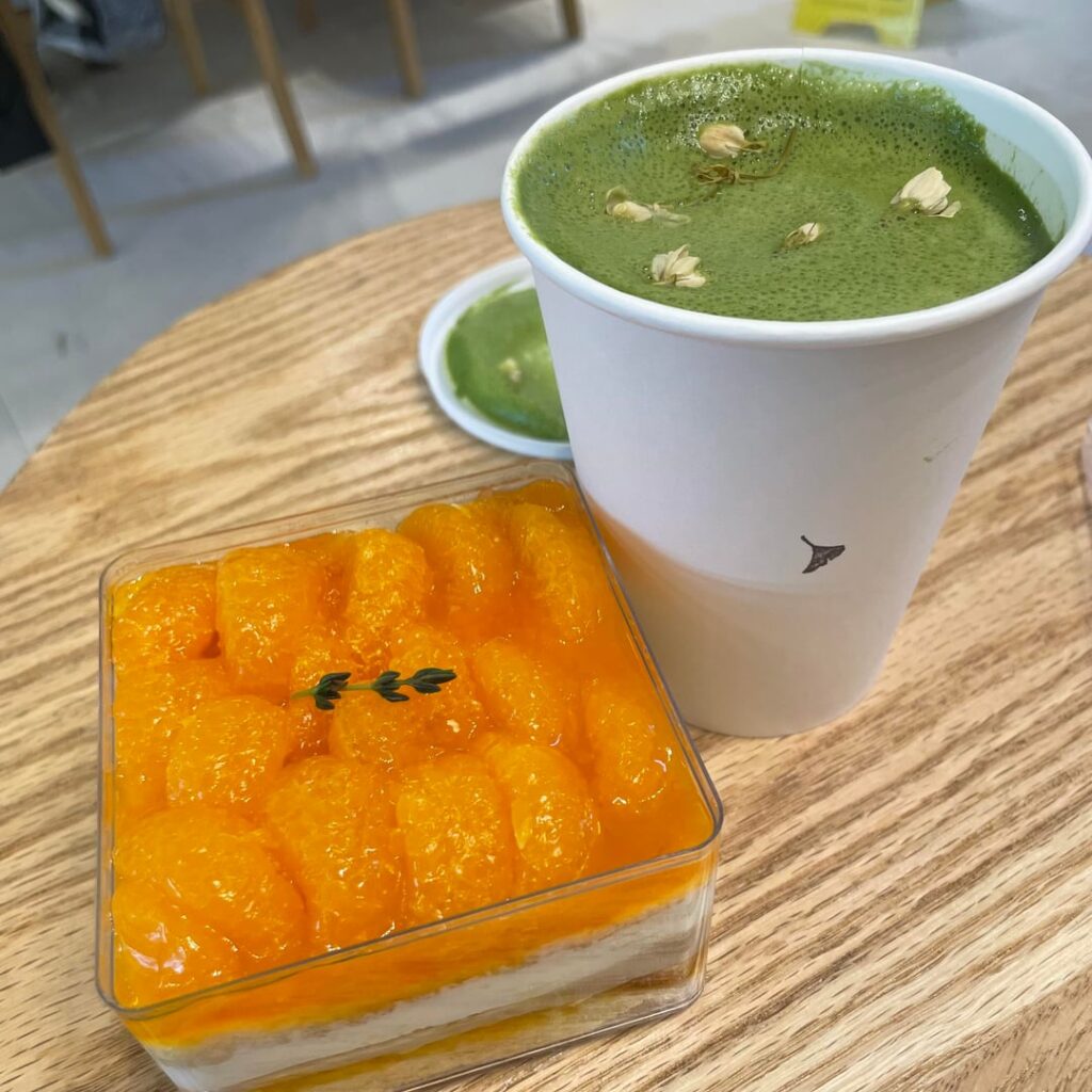 La La Bakeshop new downtown location