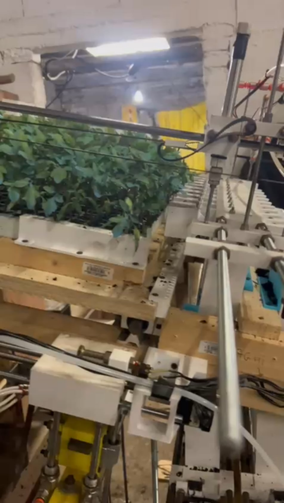 3D printed arduino automatic tomatoes transplanter machine 3D printed arduino automatic tomatoes transplanter machine