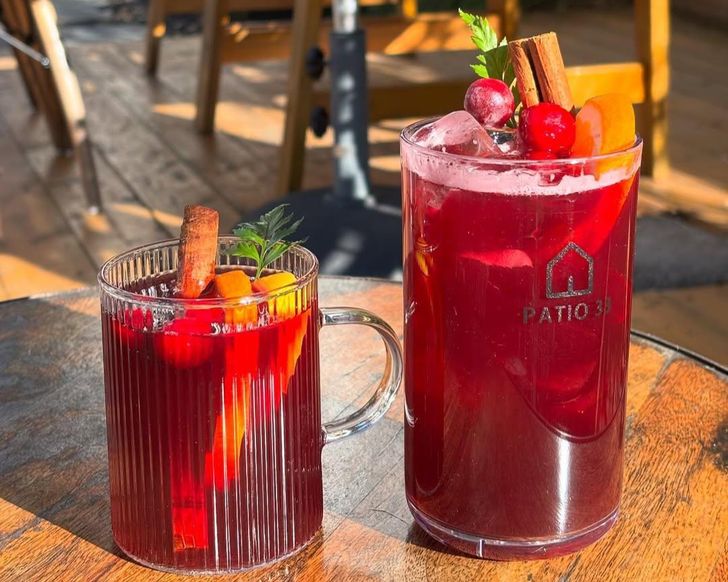 Vin Chaud / Captured from Patio33 Cafe on Instagram