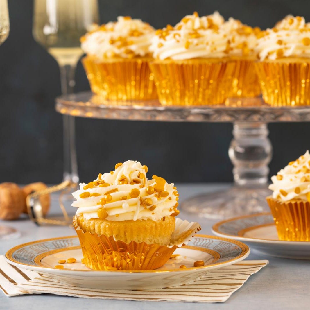 champagne cupcakes recipe  how to make champagne cupcakes