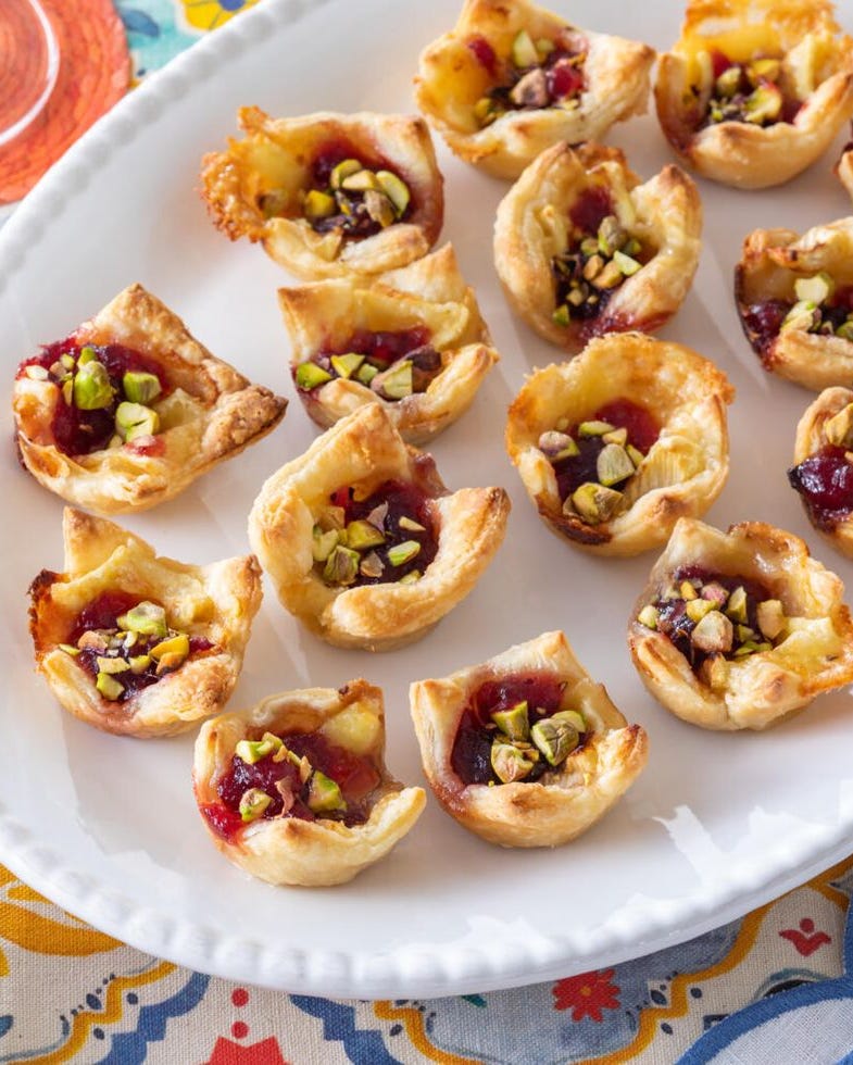 christmas dinner cranberry brie bites