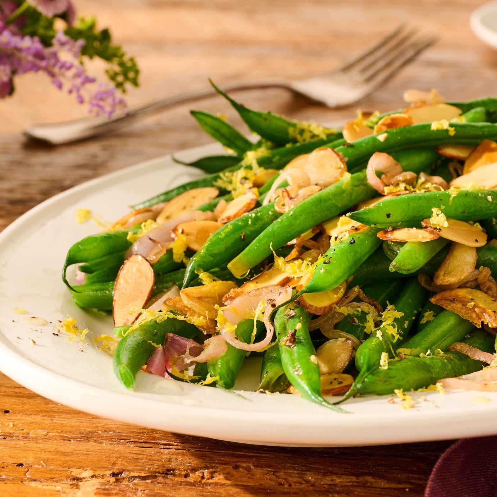 christmas dinners green beans almondine