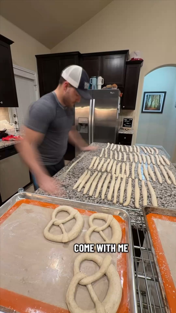 160 Sourdough Pretzels Handmixed