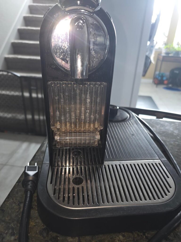 I got this citiz from my buy nothing group and I wanted to give it to a friend who loves nespresso at work and would love one at home. Have any of y'all made your citiz prettier?