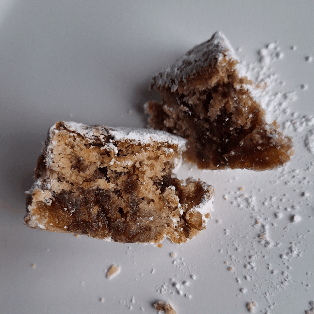 Tight-lipped neighbour won't share holiday recipe with me