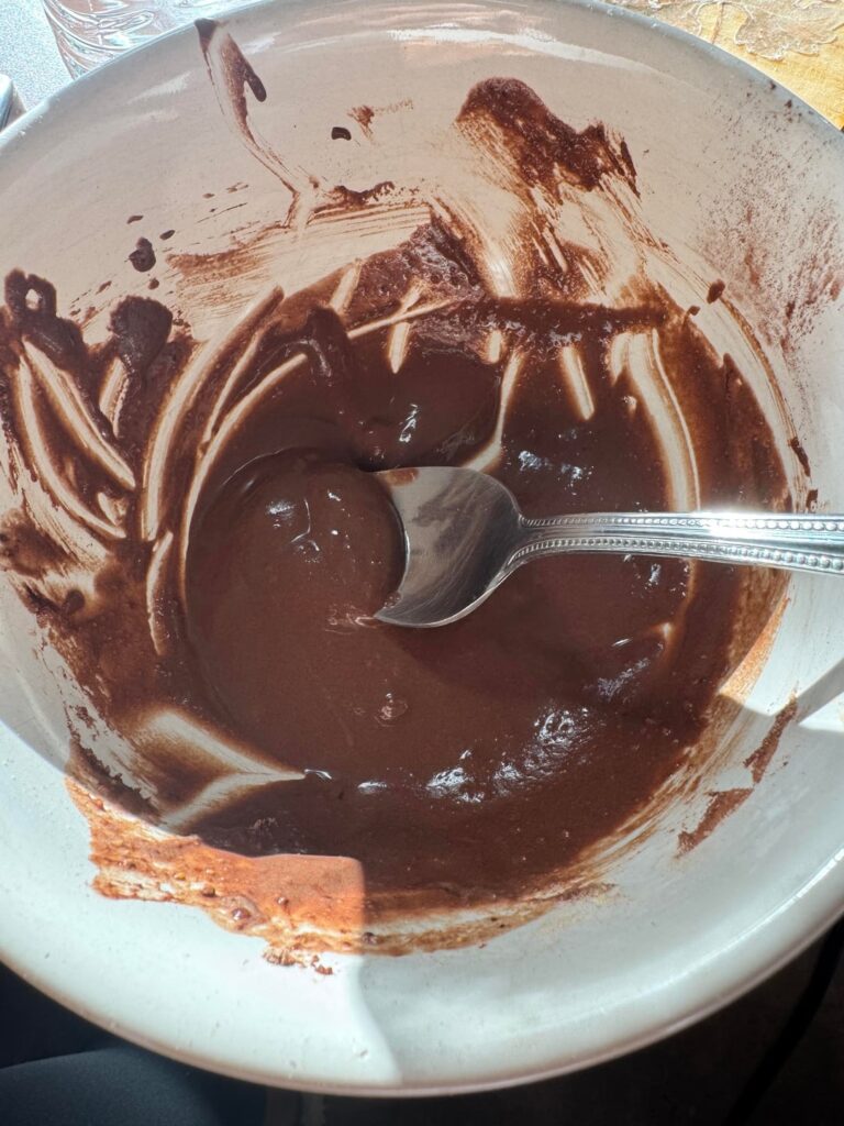 Tastes like brownie batter and 17 grams of protein