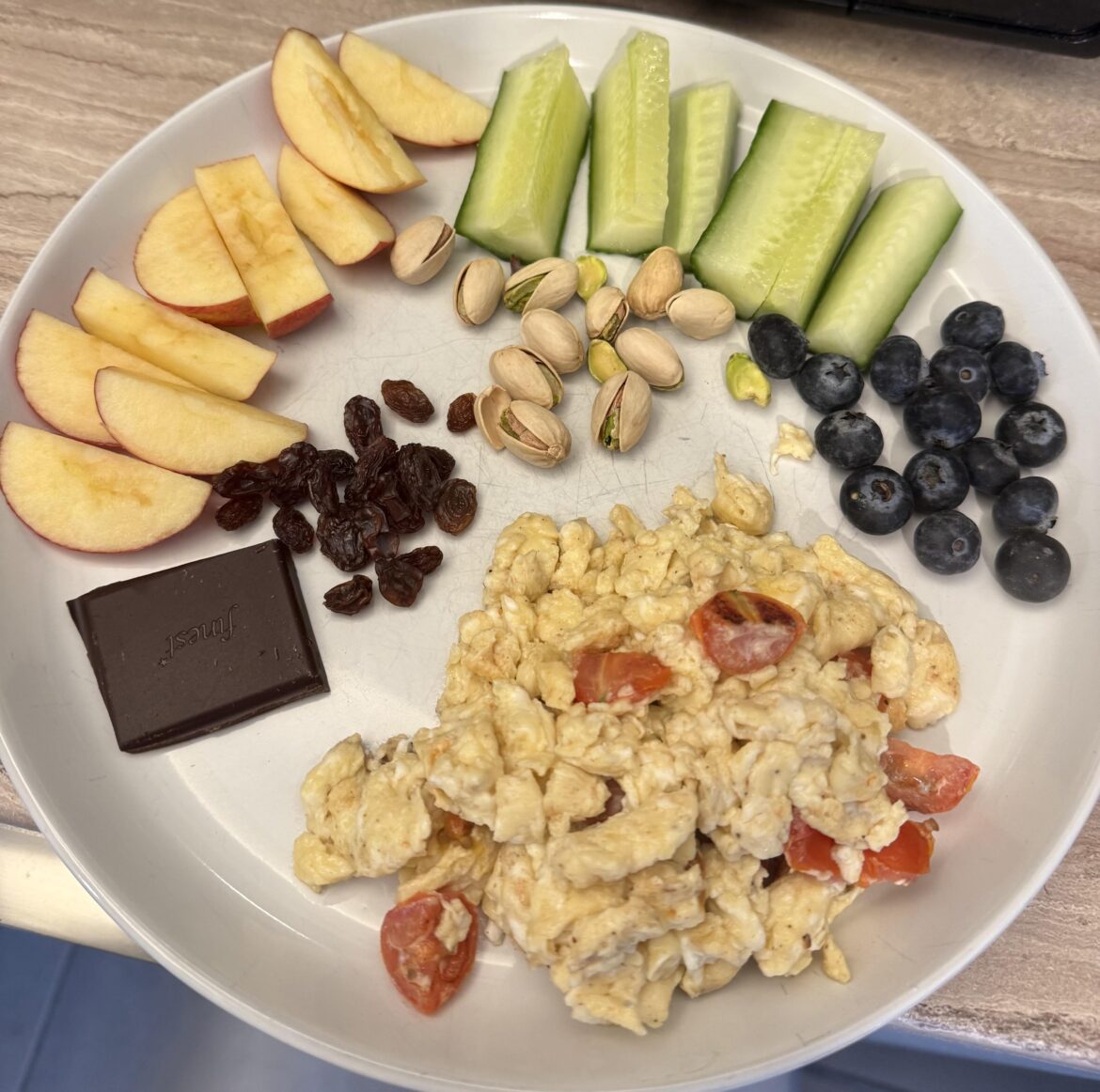 high iron / med diet snack plate
