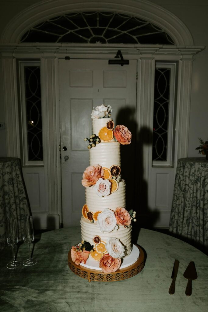 I made my sister’s wedding cake I made my sister's wedding cake