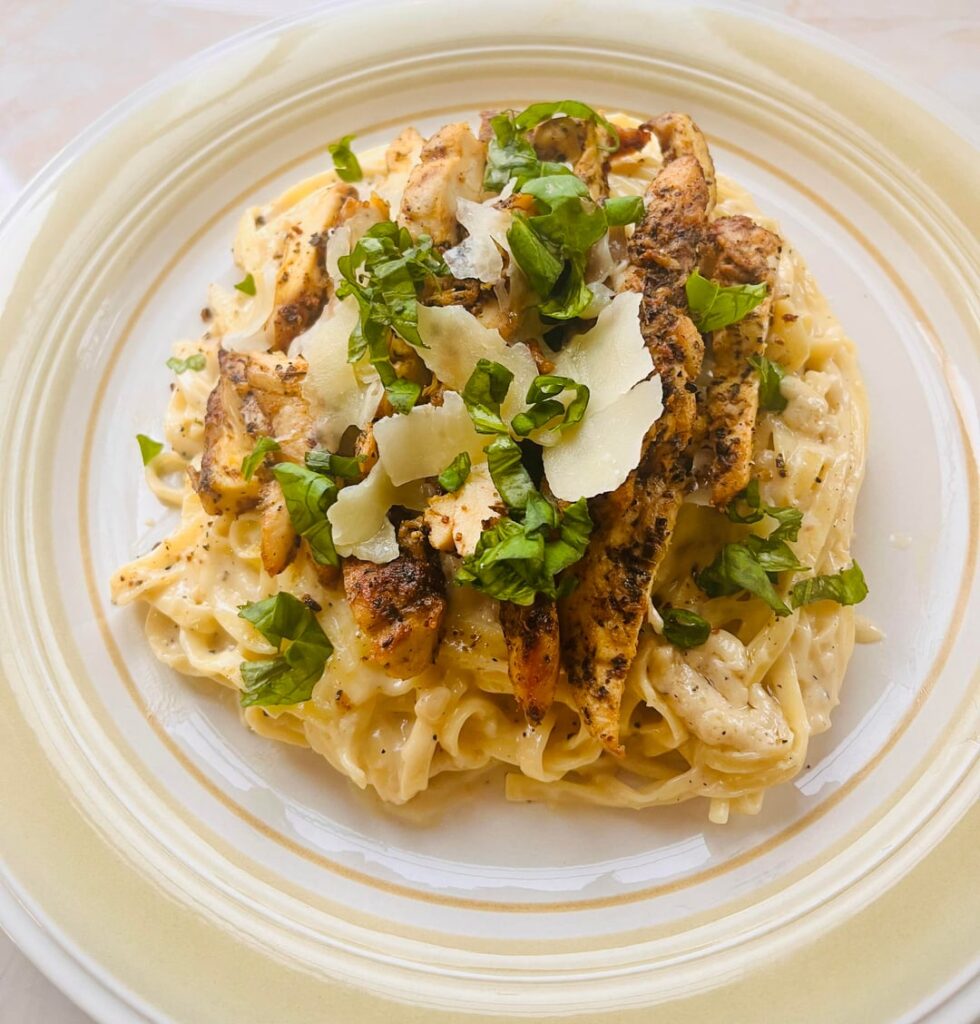 Garlic Alfredo with grilled chicken