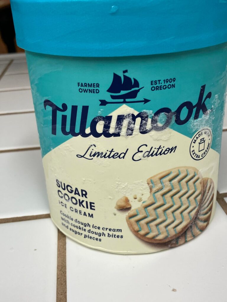 Currently tried out a bit of the Tillamook brand sugar cookie ice cream flavor! Super yummy!