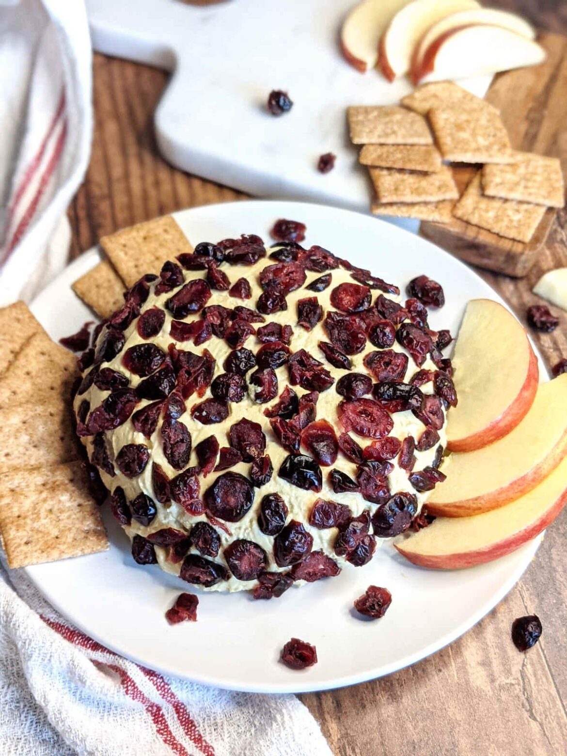 Cranberry Vegan Cheese Ball