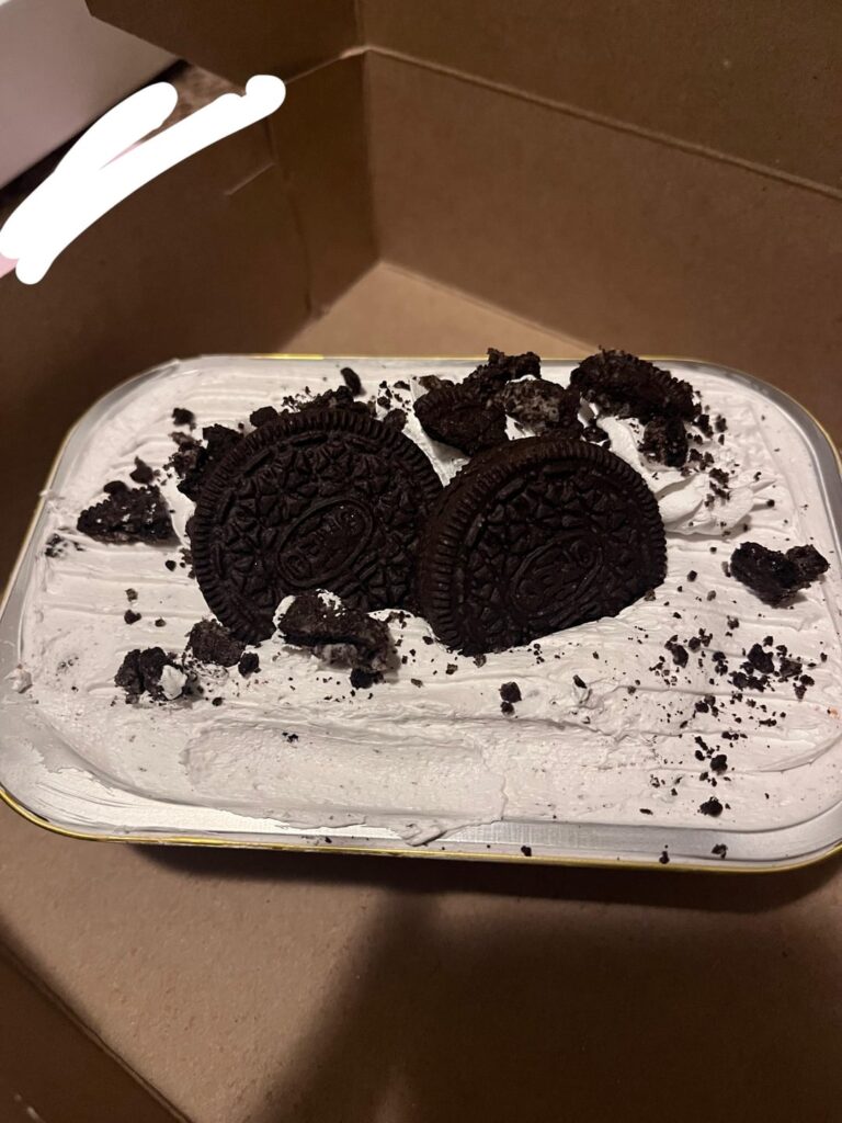 calories in this tin of cake? pls help