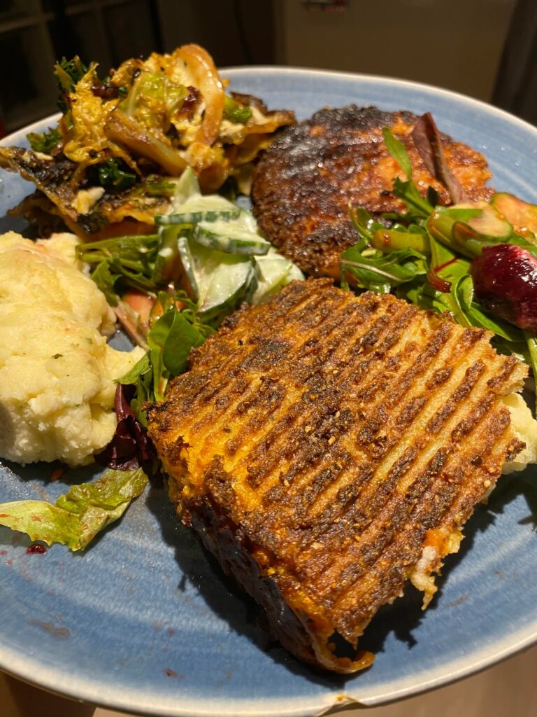 Made Christmas dinner for all my friends who aren’t going home for festivities (the sequel)- detailed menu card in the final slide