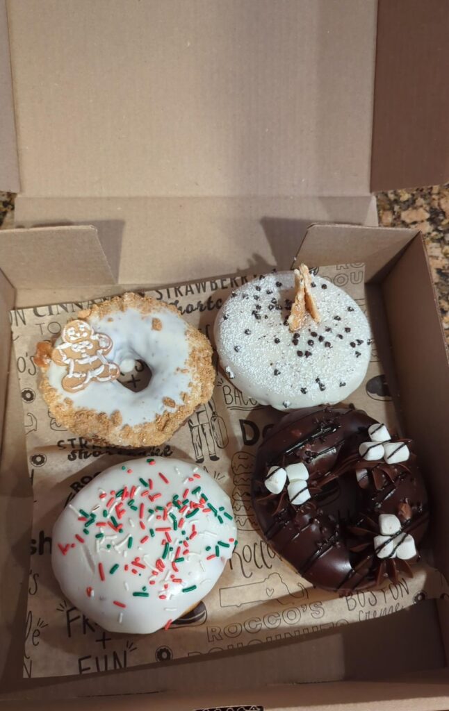 3k calories for 4 Donuts?