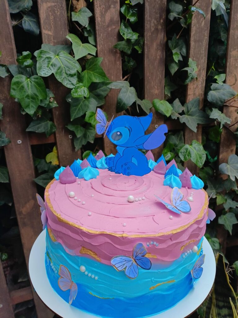 Stitch cake, the decoration was really hard to do 🥹
