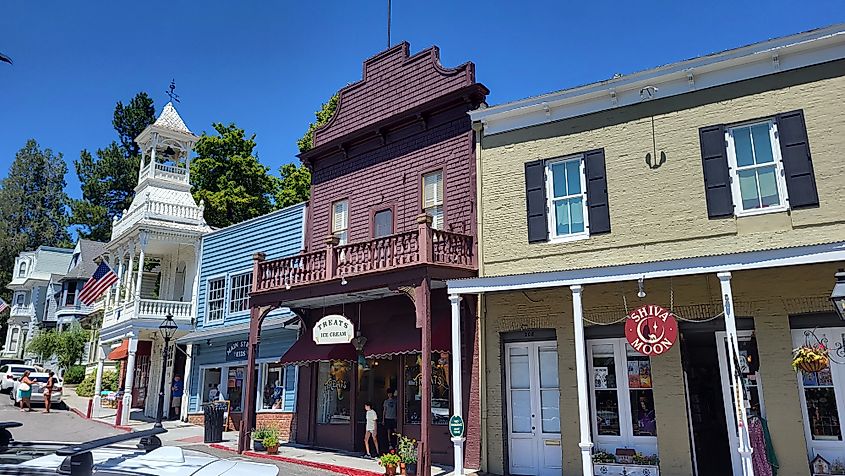 Shiva Moon in Nevada City, California