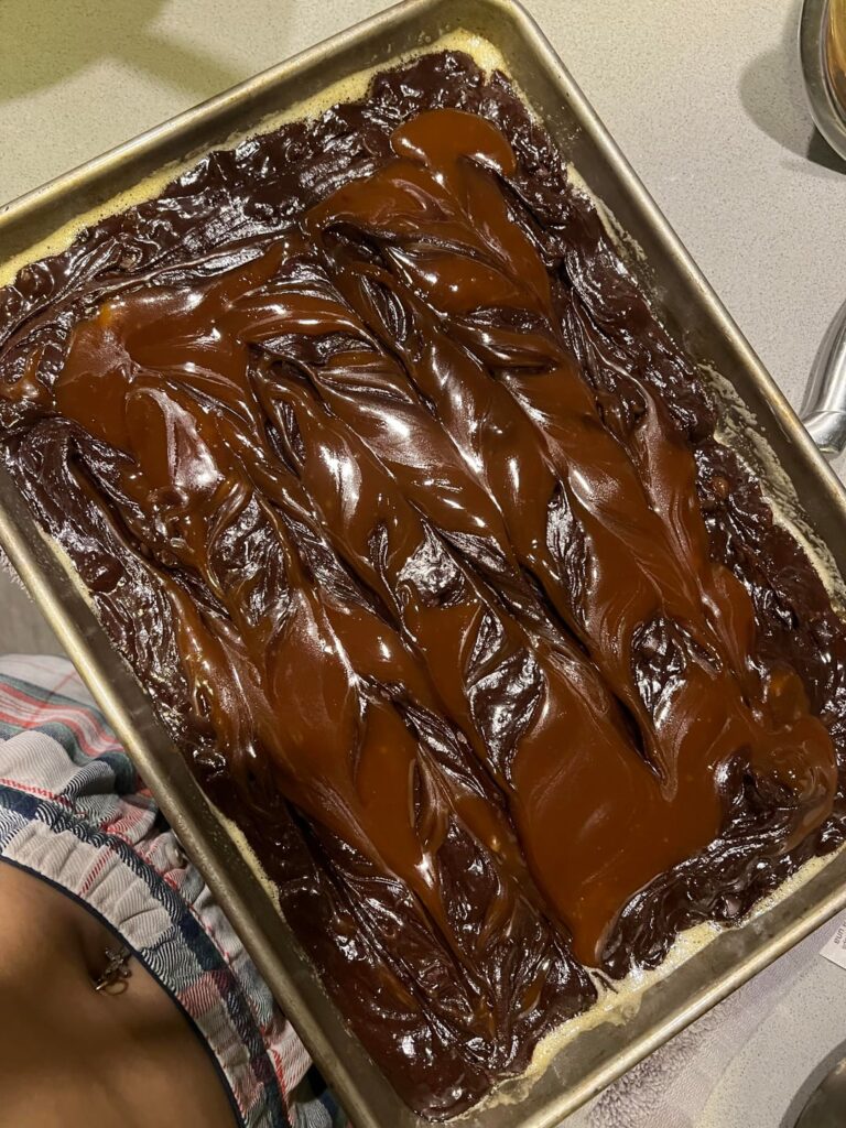 Salted caramel brownies 🤍