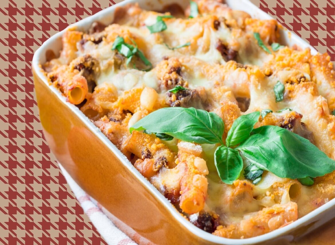 7 Chain Restaurants With the Best Baked Ziti, According to Diners