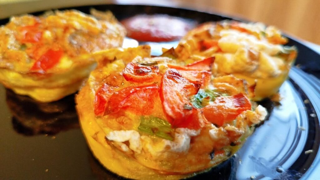 Air Fried Omelette With Rice Cakes for breakfast  (325 kcal)