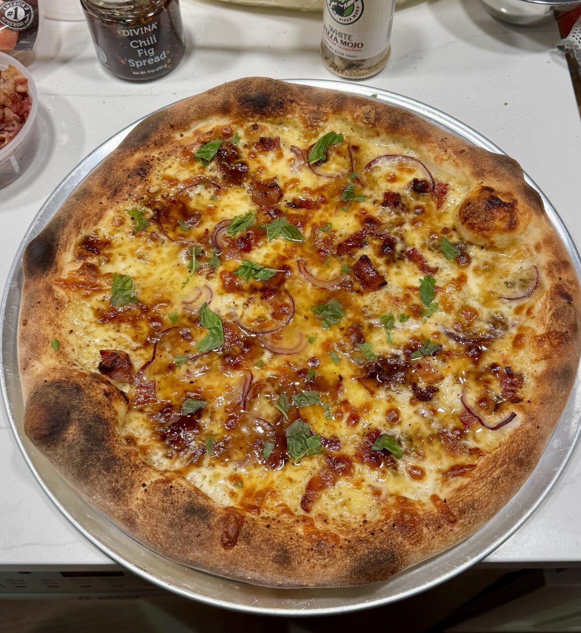White Gouda, Mozz, Chili Fig Jam, Bacon & Red Onion.
