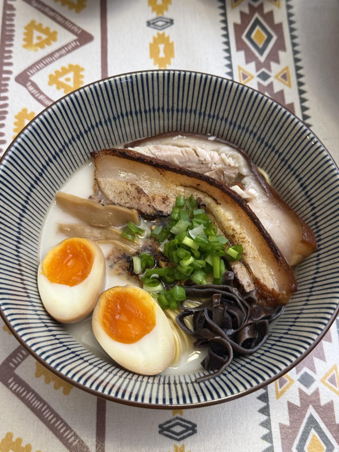 I made tonkotsu ramen
