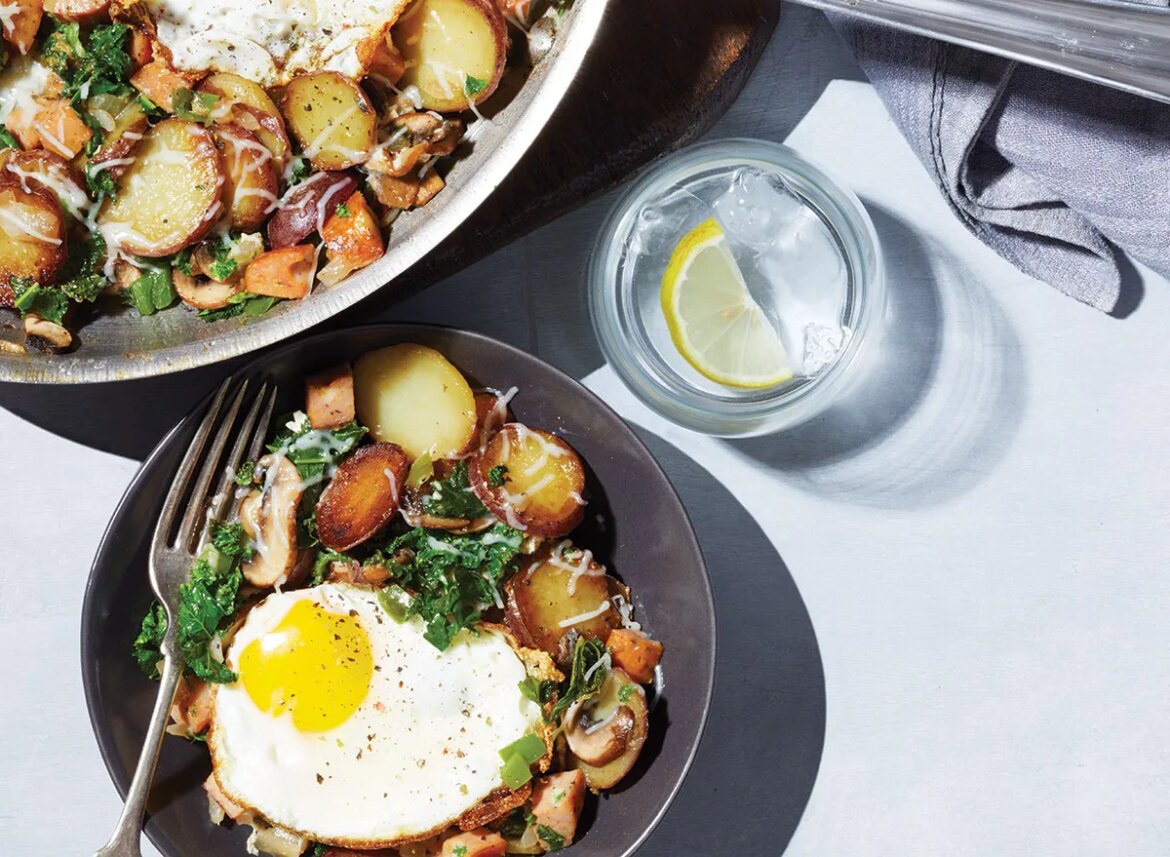 A Hearty Italian Hash With Eggs Recipe — Eat This Not That A Hearty Italian Hash With Eggs Recipe — Eat This Not That