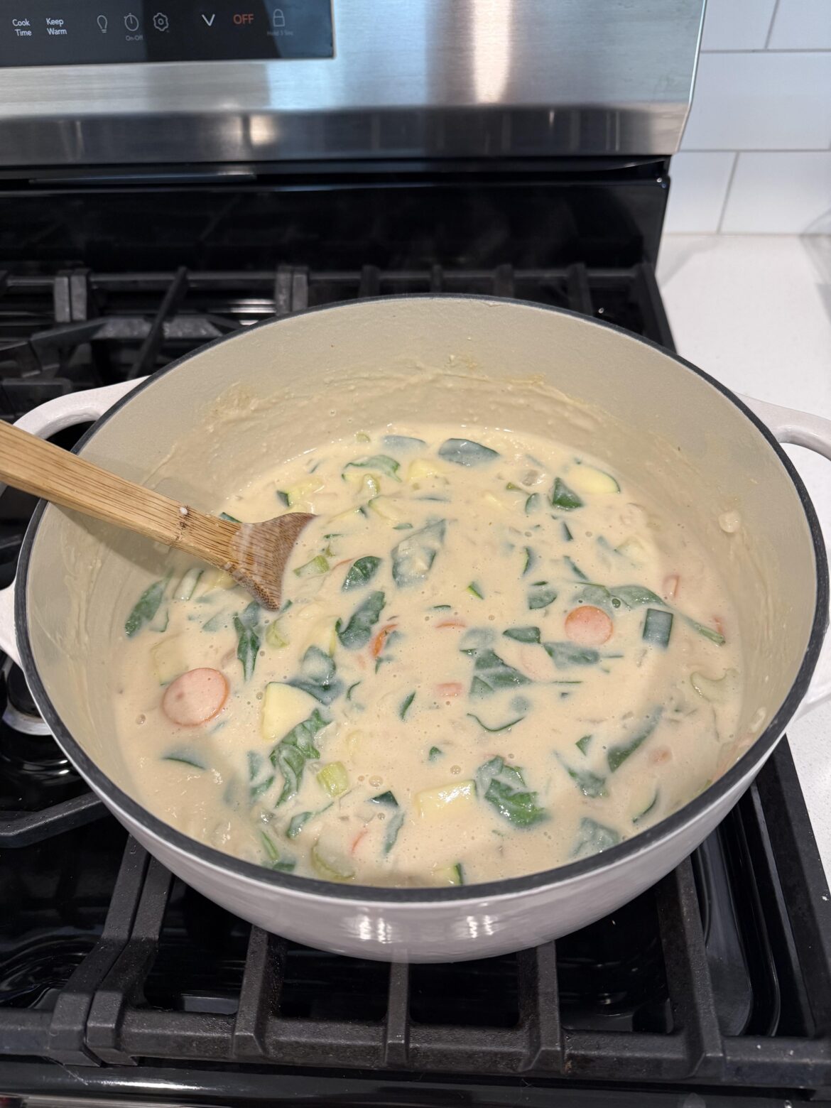 ~300 Cal / ~20g Protein Creamy White Bean Soup