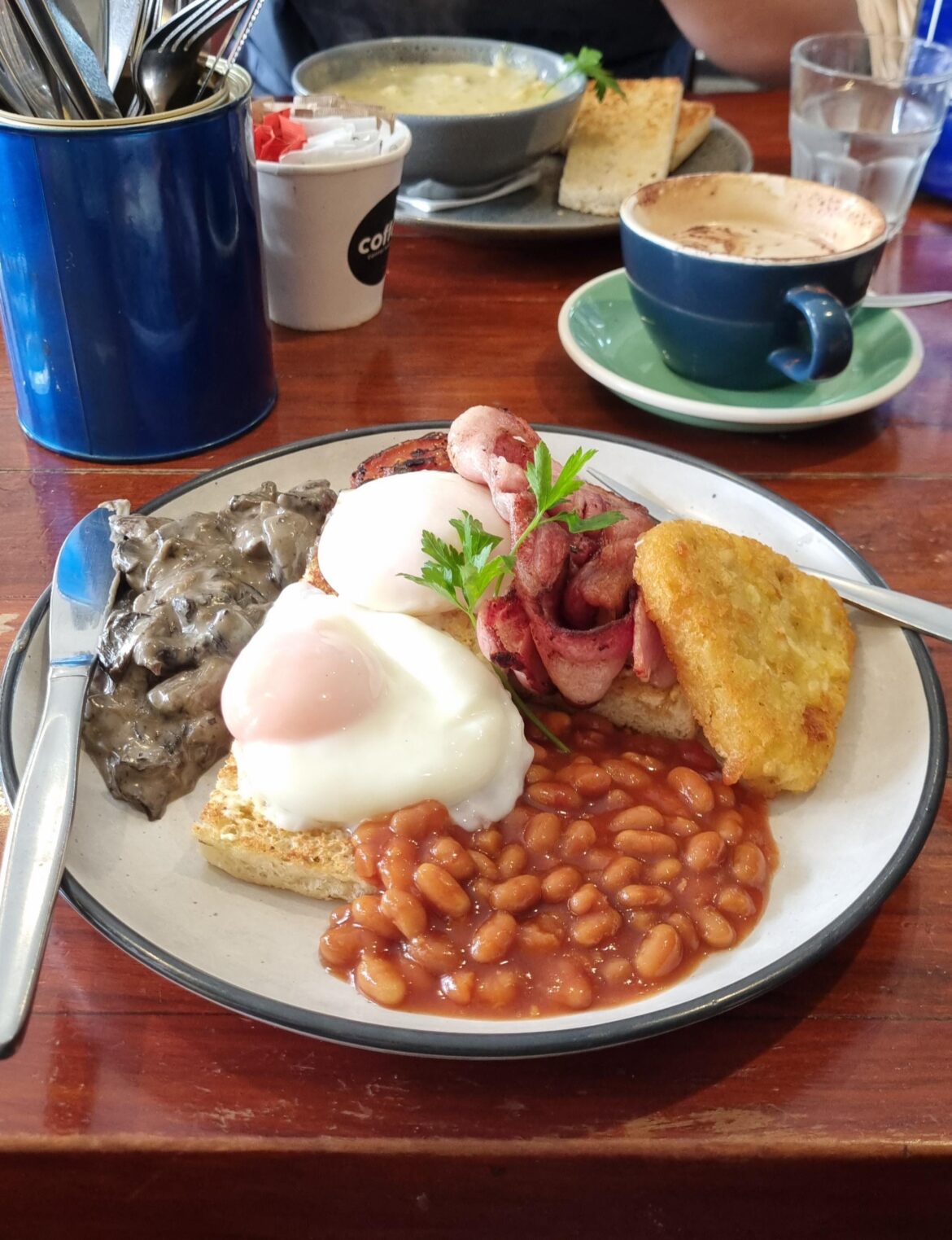 New Zealand 🇳🇿 Small town Cafe, $20 nzd 👍🏼