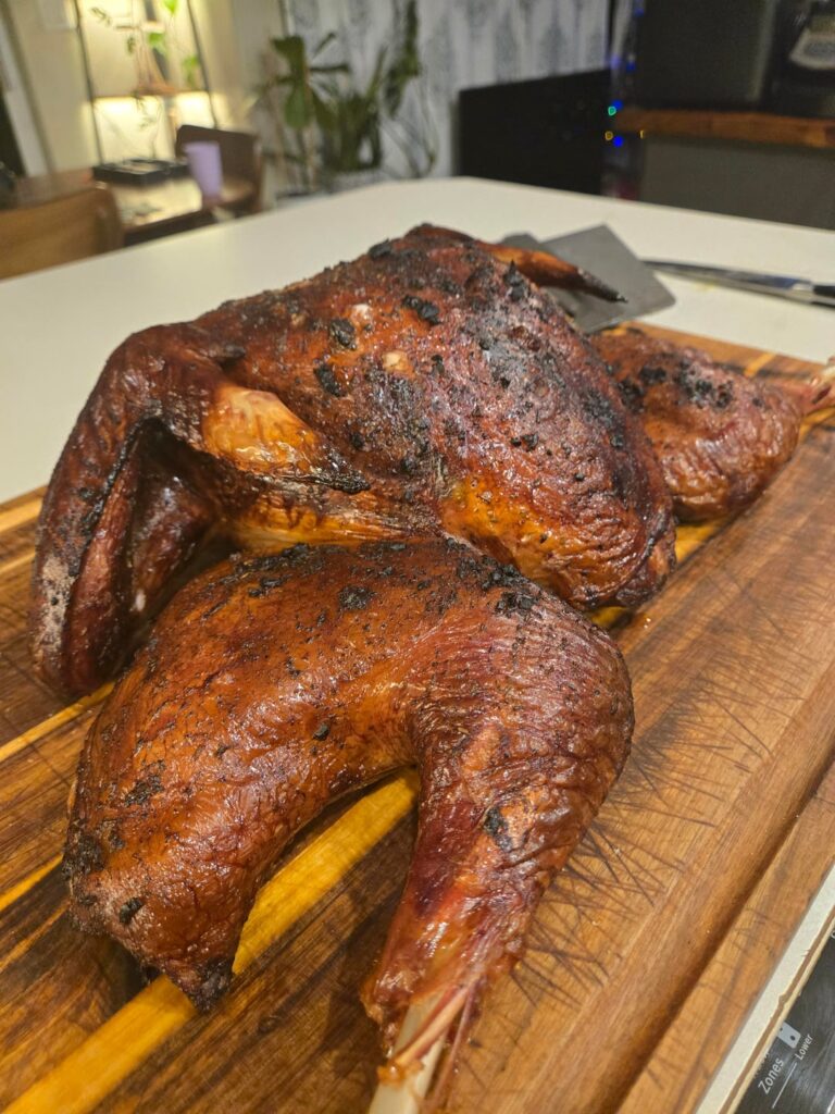 Didn't get any leftovers so decided to have second thanksgiving yesterday. Smoked on a 22" kettle