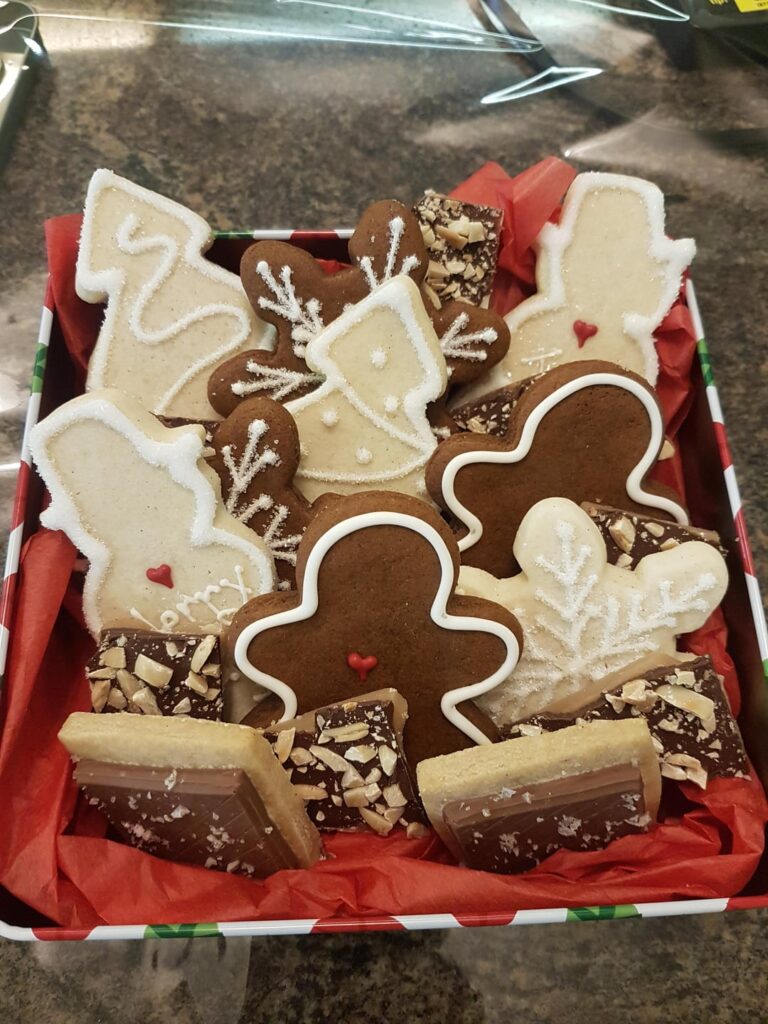 Kept the decorating really simple this year — would love feedback!