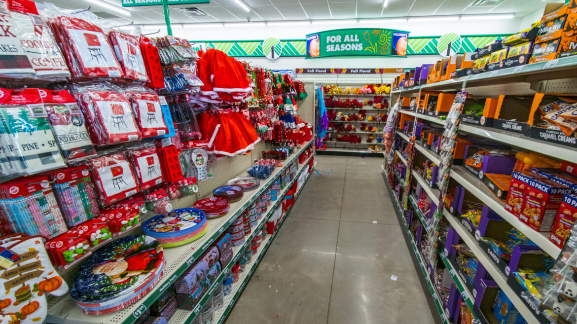 Why The Dollar Store Should Be Your First Stop When Shopping For Christmas Dinner Staples