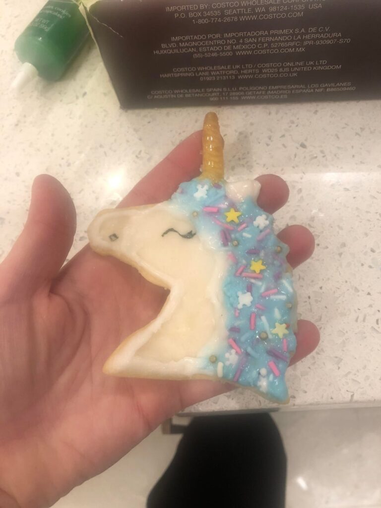 Very first sugar cookies I ever made 4 years ago -> a few of my most recent sets! ✨