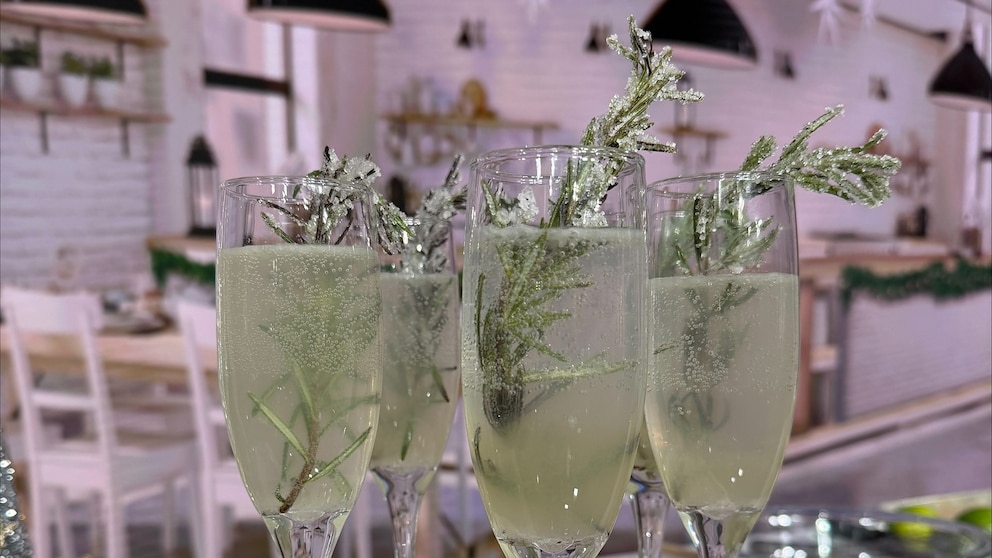 Zac Young shares quick and easy recipes for a New Year’s Eve party Zac Young shares quick and easy recipes for a New Year's Eve party