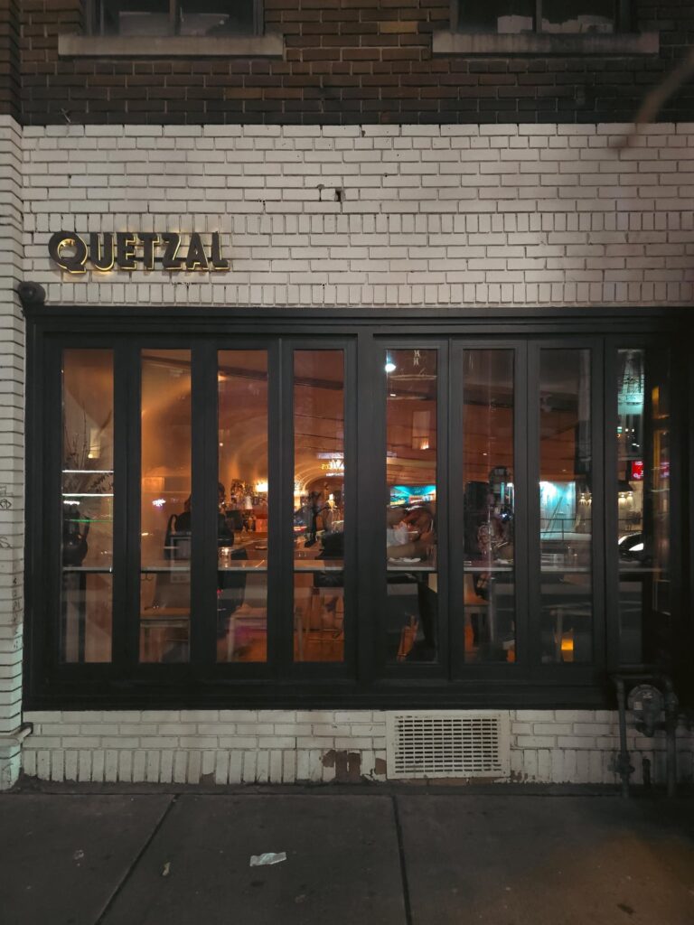 Quetzal (*) - Toronto, Canada