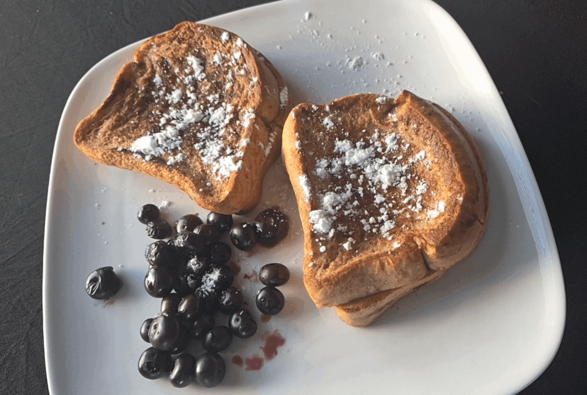 French Toast for 300 Calories, 40g Protein!