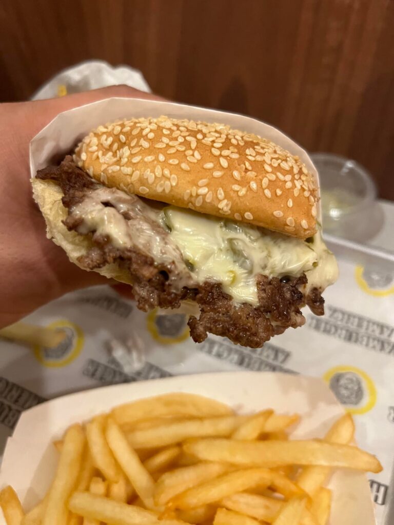 hamburger america’s green chile cheeseburger 😮‍💨🍔