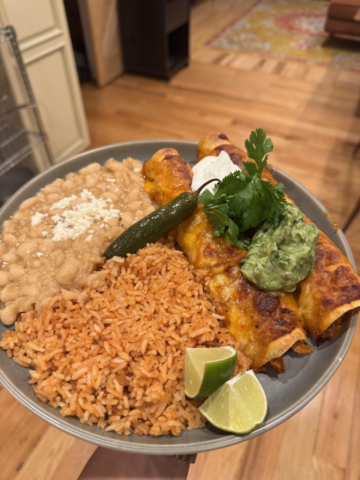 [Homemade] Chicken Enchiladas