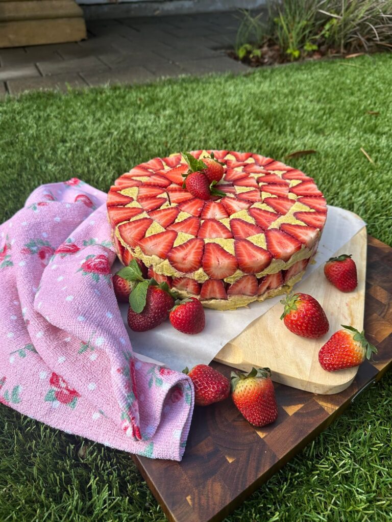 Made Bruno Albouze’s Fraisier 🍓✨🍰 Made Bruno Albouze’s Fraisier 🍓✨🍰