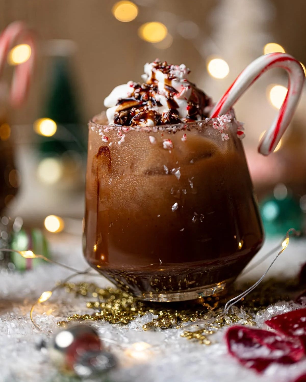chocolate peppermint non alcoholic christmas drinks