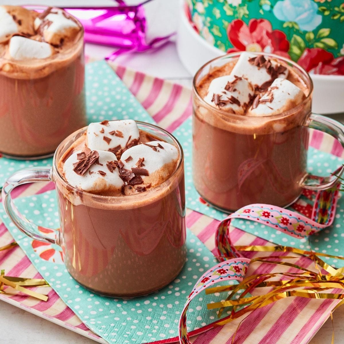 crock pot hot chocolate non alcoholic christmas drinks