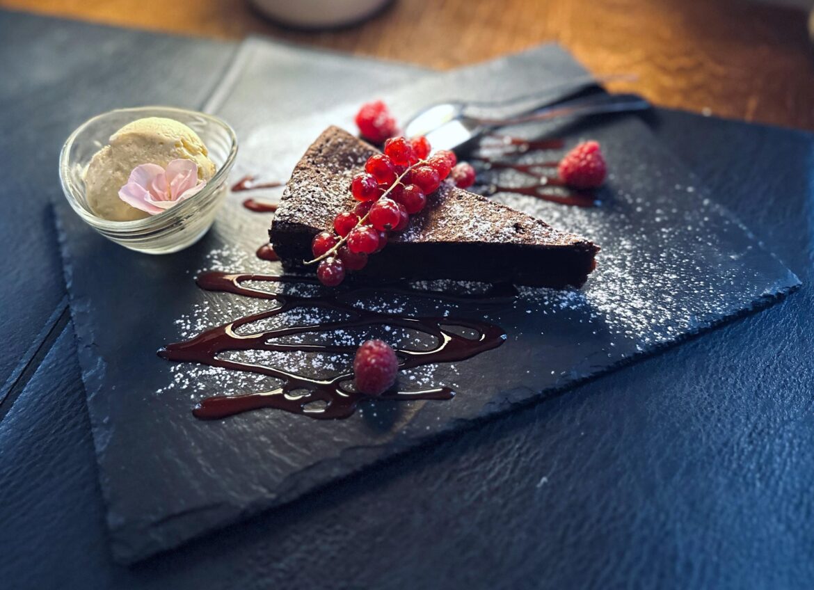 Chocolate cake with ice cream