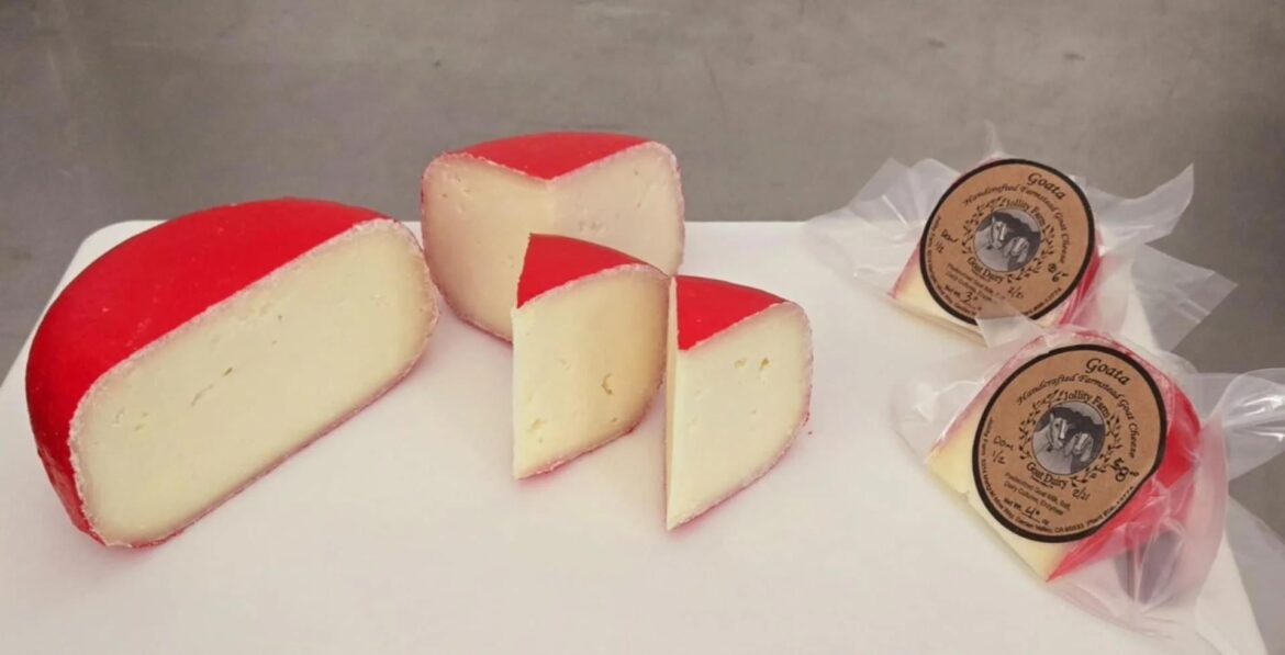 Day 1854 of posting images of cheese until I run out of cheese types: Goata