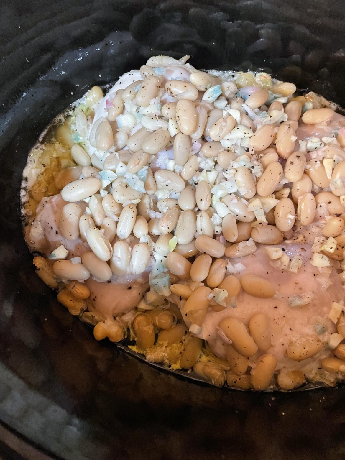 Fresh garlic turning green in slow cooker? Fresh garlic turning green in slow cooker?