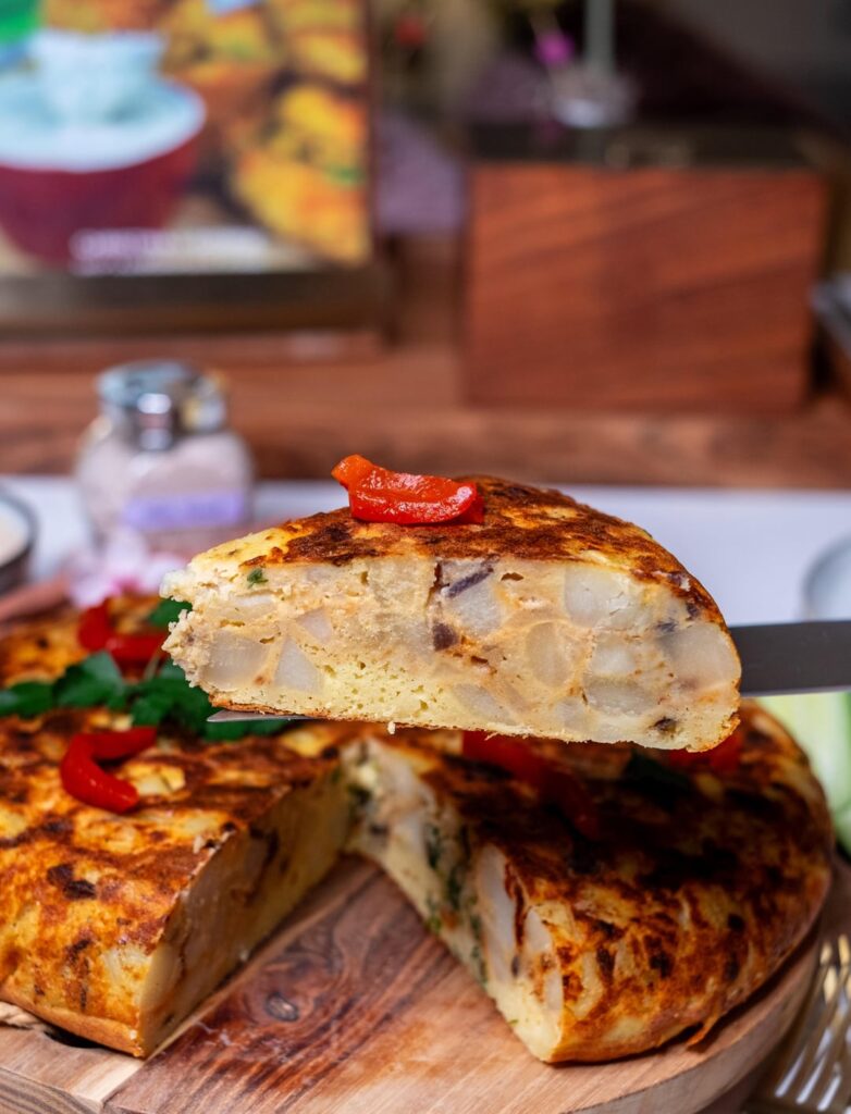 🌱🥔🧅🍳🇪🇸The Best Vegan Tortilla de Patatas Ever 🫶😻Full Recipe Here!