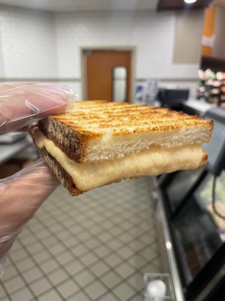 Day 2 of the Cheesemas advent calendar: Vermont Farmstead Aged Cheddar with SweetWater Brewing Company’s Extra Pale Ale 420.