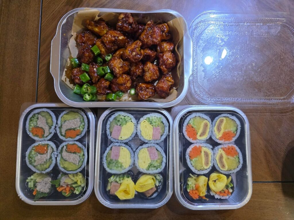 Kimbap and Dakgangjeong from a New Spot Near My House