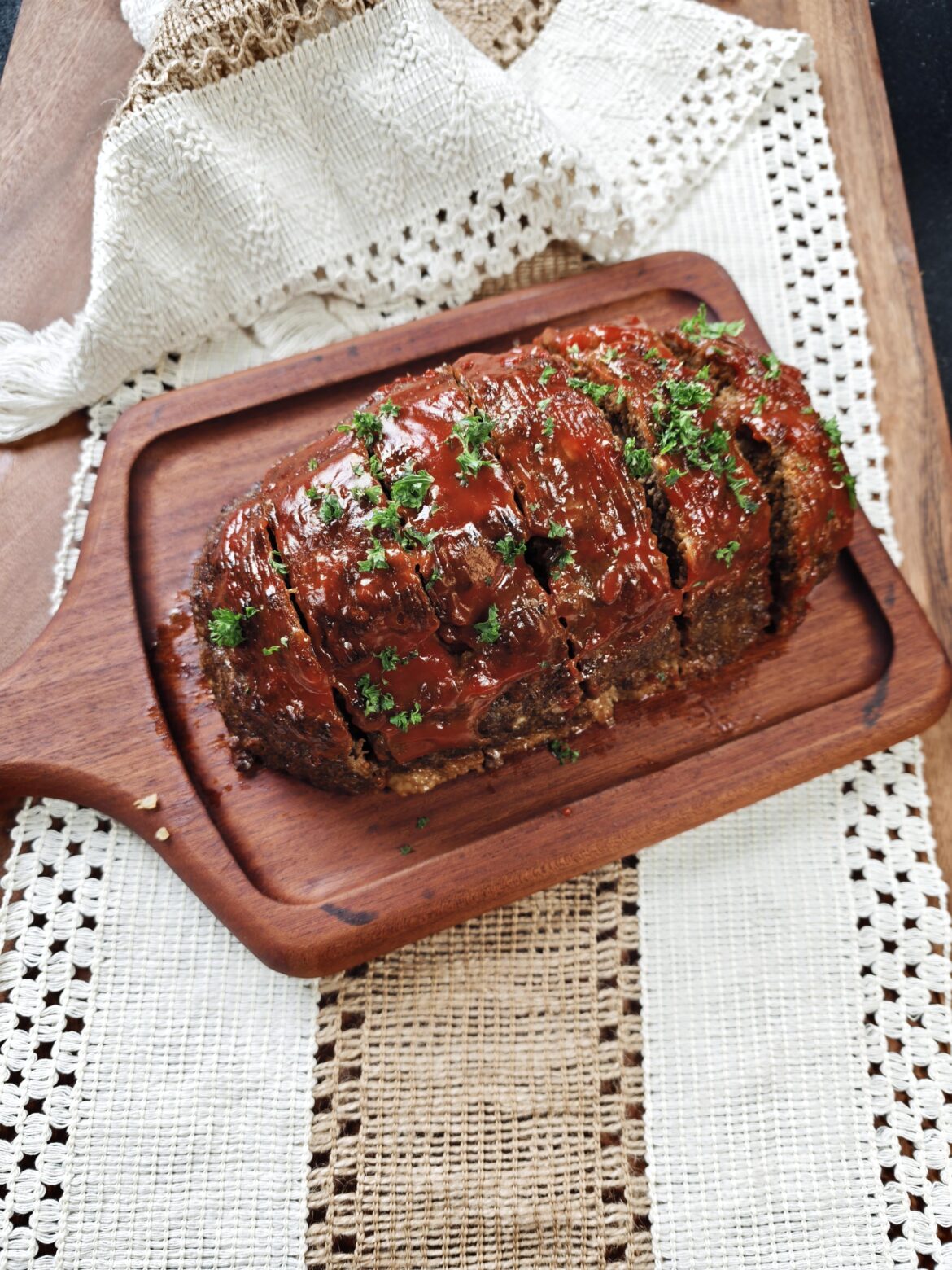 First time trying meatloaf for my family ！